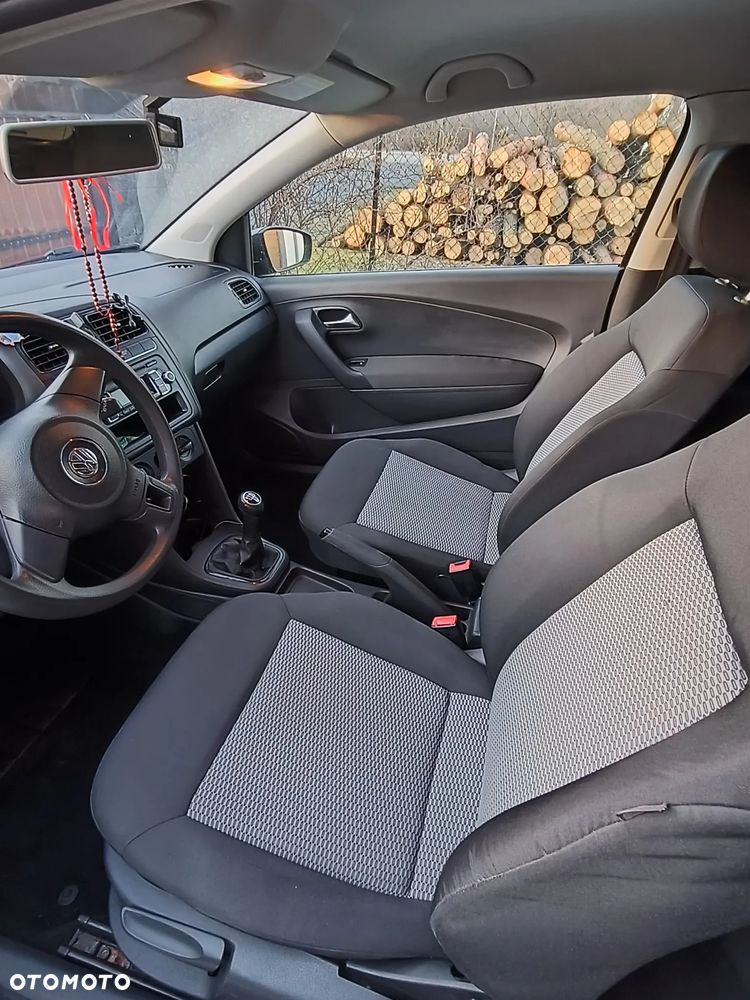 Volkswagen Polo - 13
