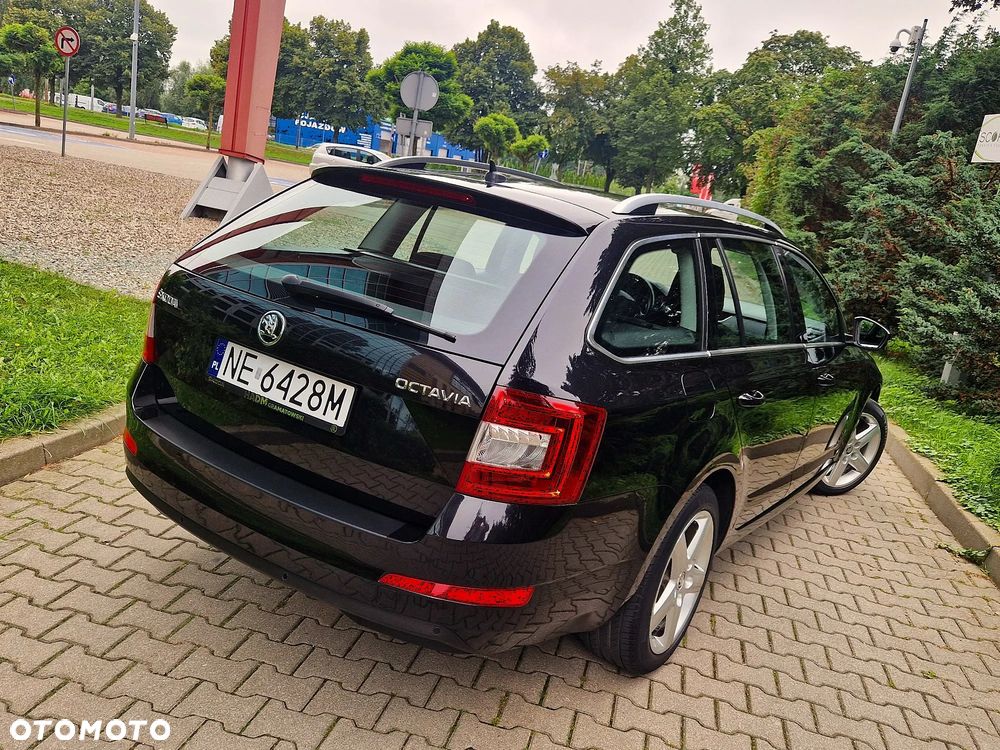 Skoda Octavia 2.0 TDI DSG Style - 4