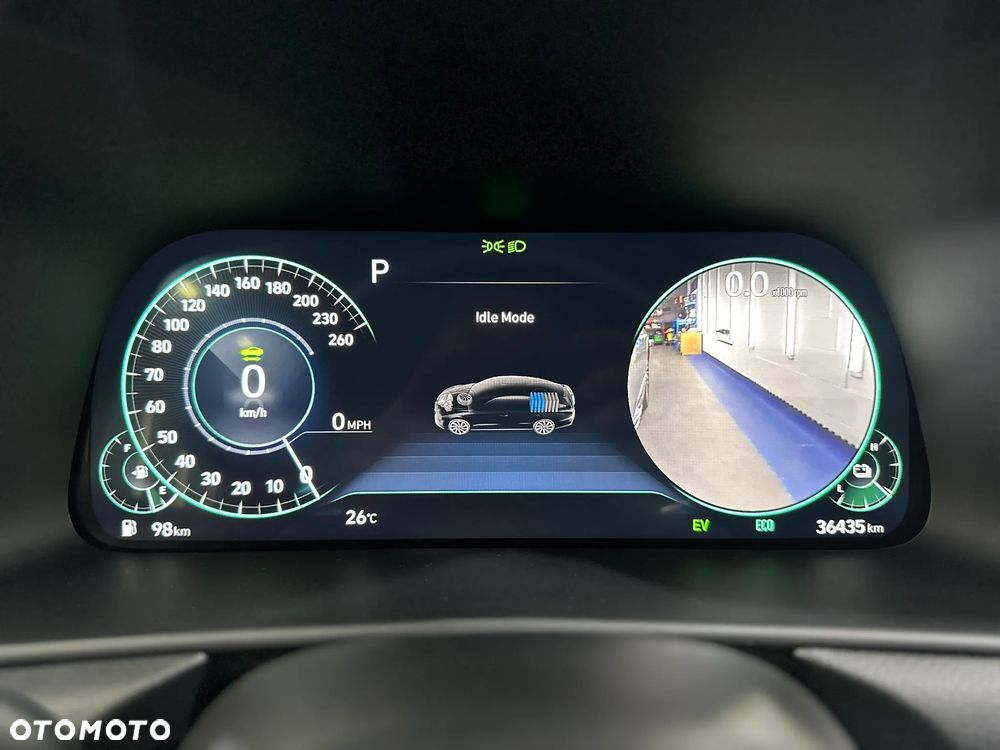 Hyundai Sonata - 24