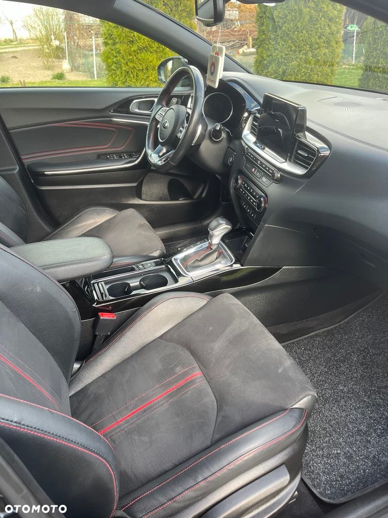 Kia ProCeed 1.6 T-GDI DCT7 OPF GT - 6