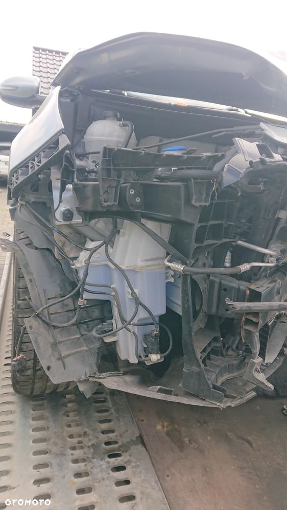 Kia Sportage 1.6 CRDI AWD GT LINE - 26