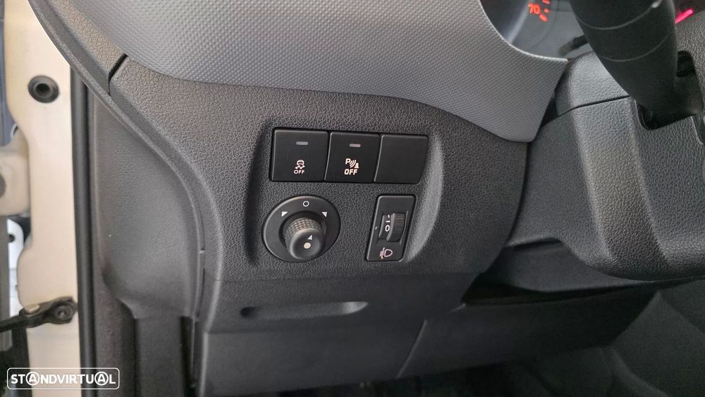 Peugeot partner 3lug. c/iva - 32