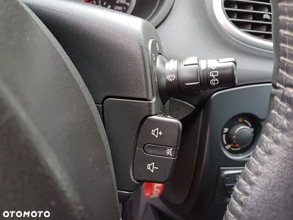 Renault Clio 1.5 dCi Alize - 25