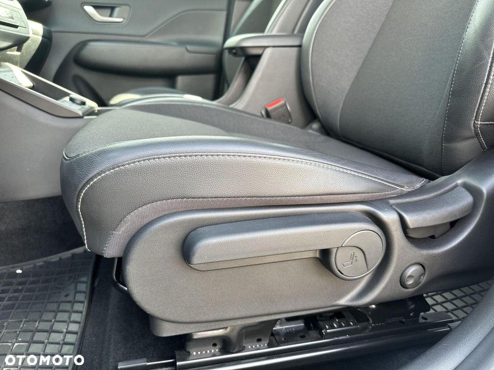 Hyundai Kona 1.6 T-GDI Executive DCT - 11