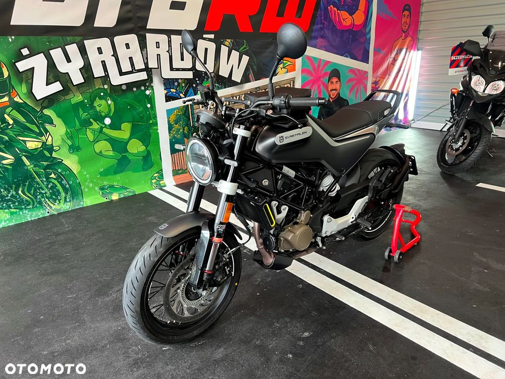 Husqvarna Svartpilen - 24