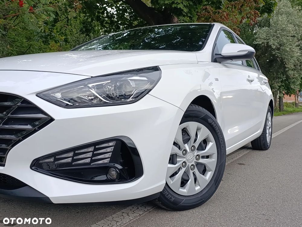Hyundai i30 1.5 T-GDI 48V Modern - 27