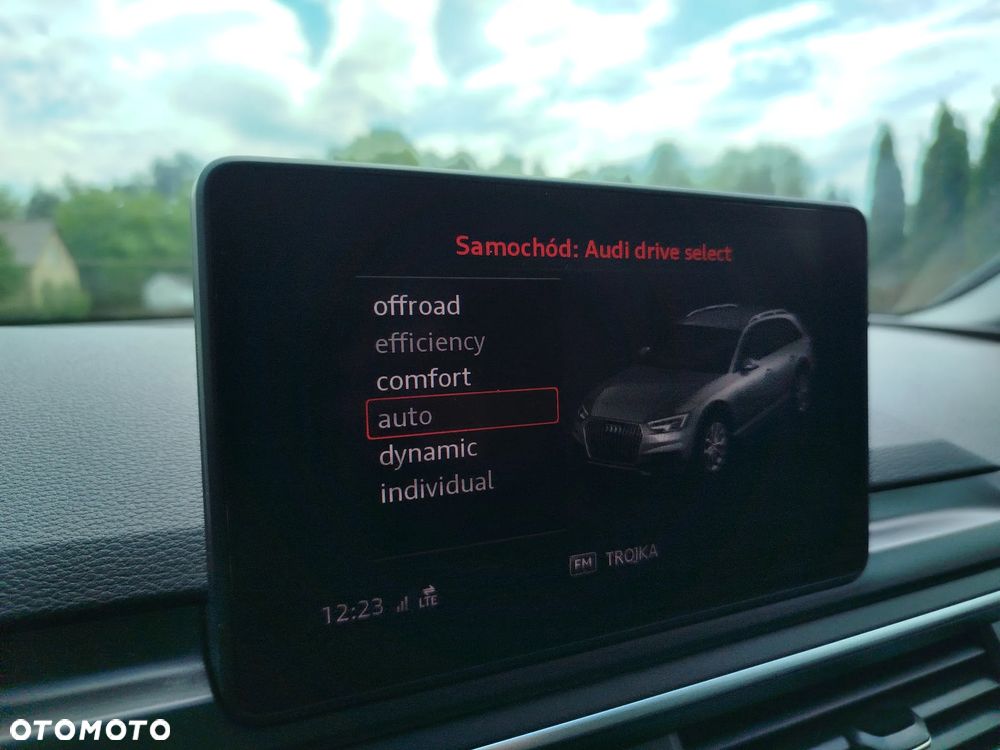 Audi A4 Allroad - 13