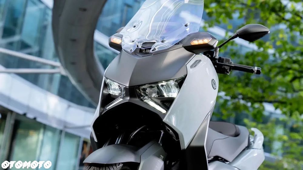 Yamaha X-max - 1