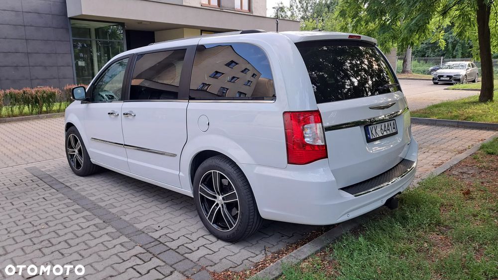Chrysler Town & Country 3.6 Limited - 2