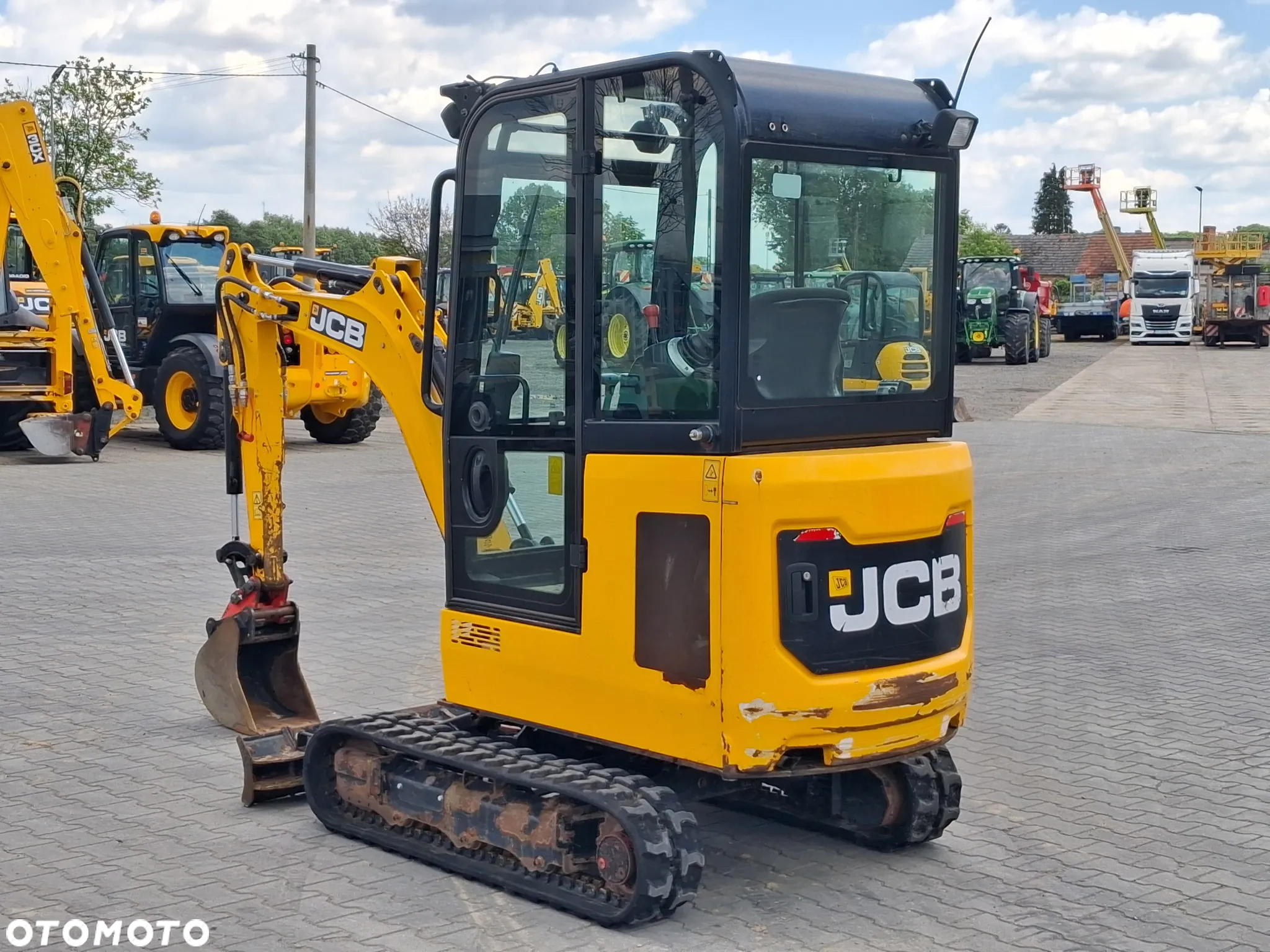 JCB 19 C-1 - 3