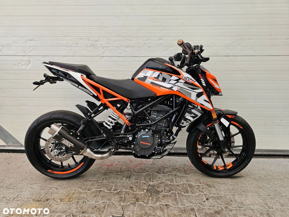KTM Duke - 4