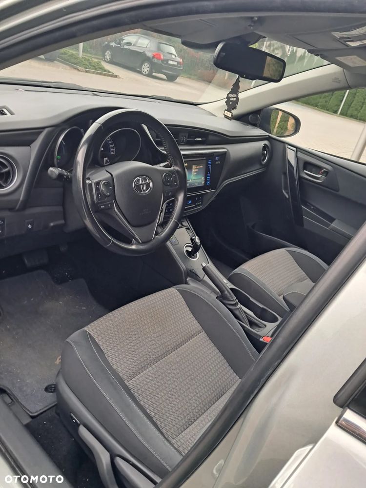 Toyota Auris Hybrid 135 Premium - 7
