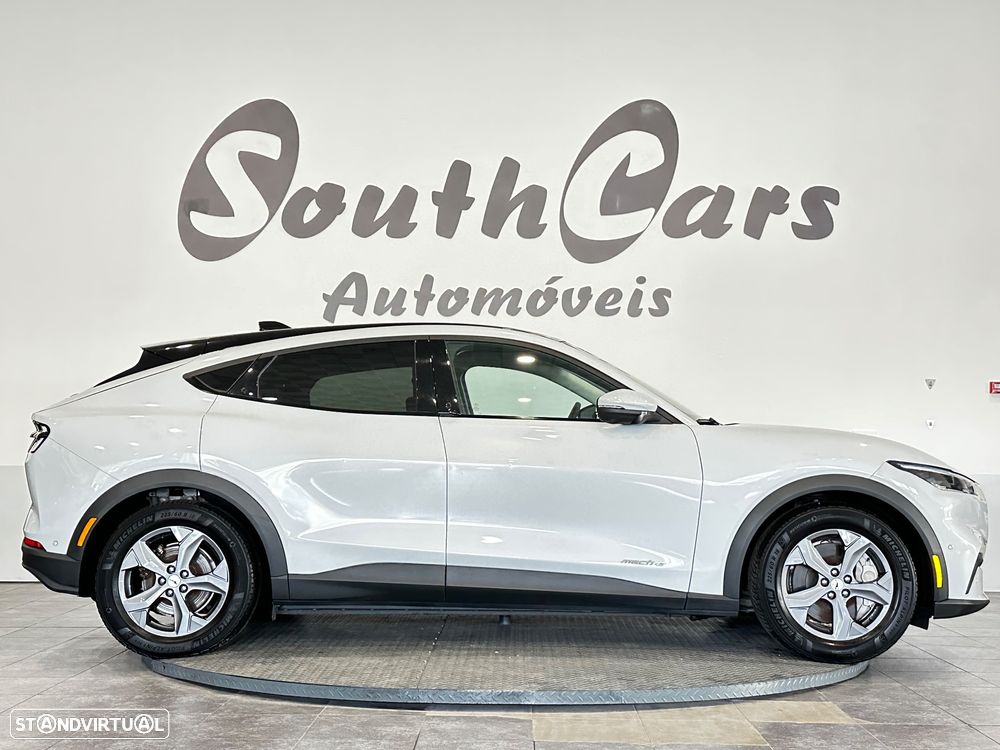 Ford Mustang Mach-E 75.7 kWh Premium AWD - 2