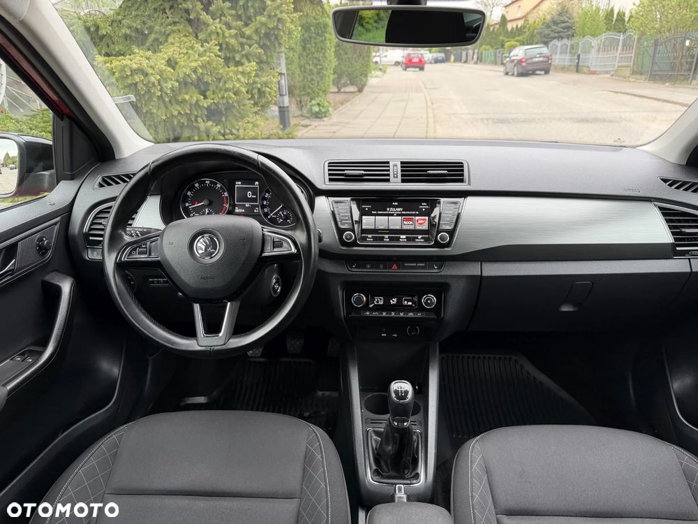 Skoda Fabia - 10
