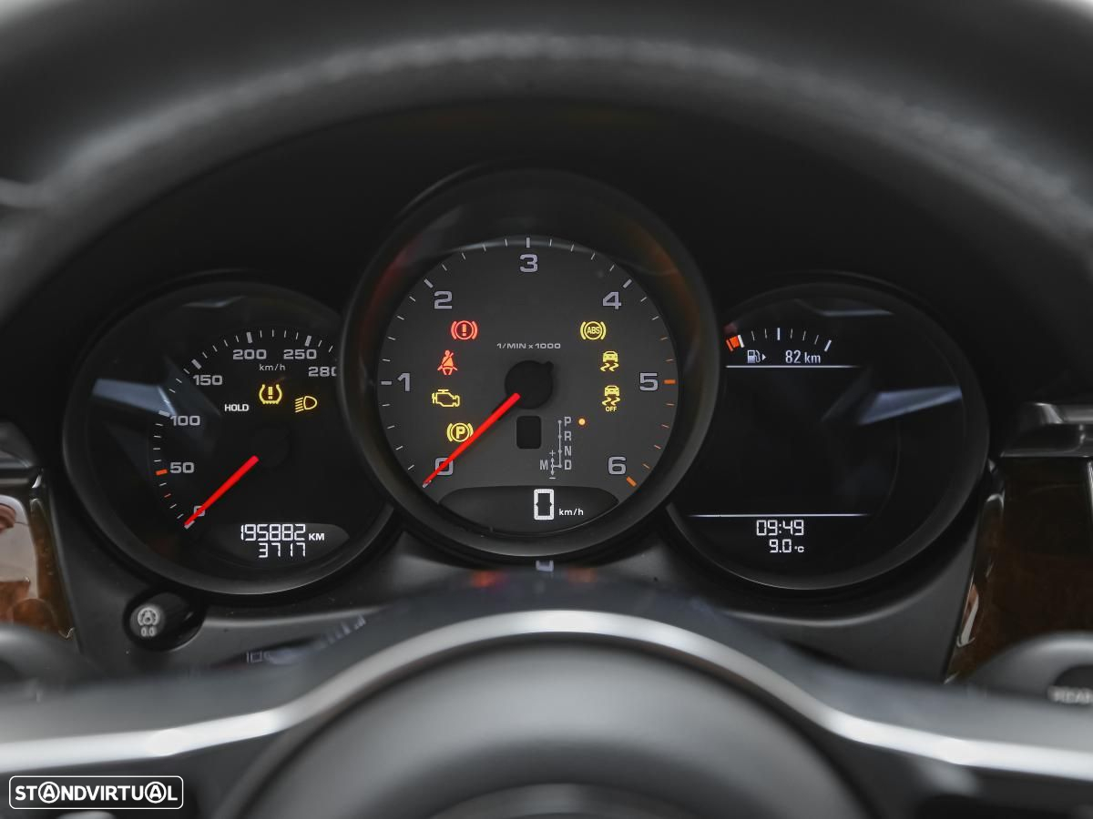 Porsche Macan S - 18