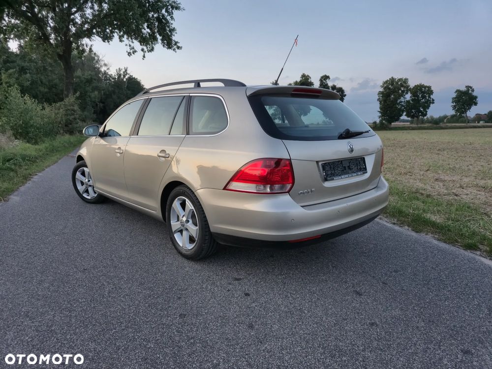 Volkswagen Golf V 1.6 Comfortline - 25