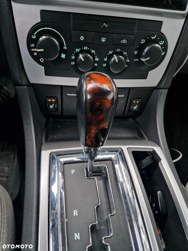 Chrysler 300C 5.7 V8 HEMI AWD Automatik - 16