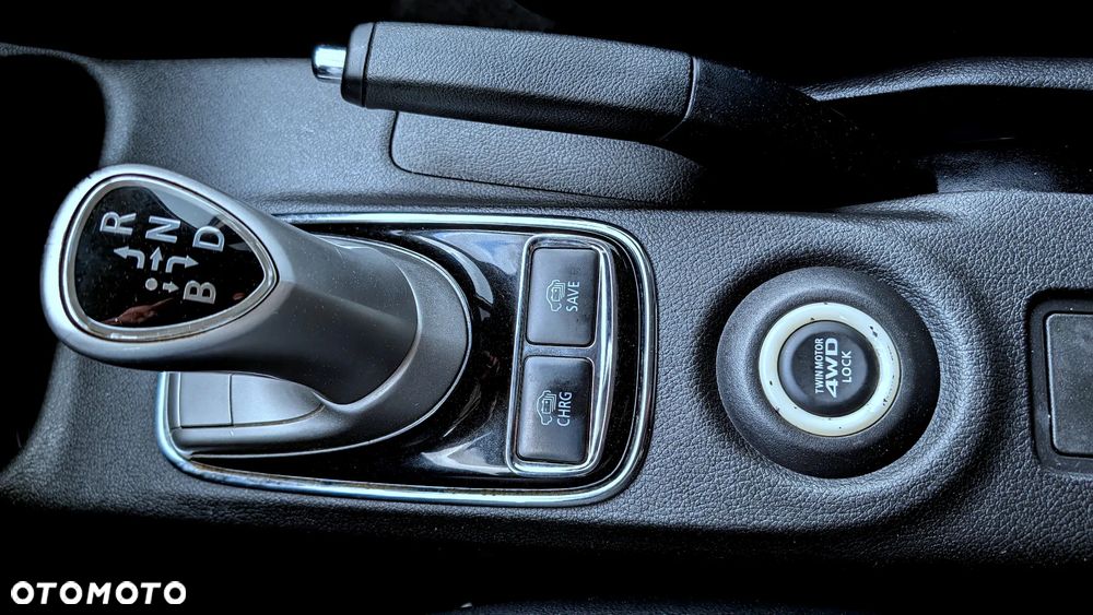 Mitsubishi Outlander Instyle NAVI + - 11