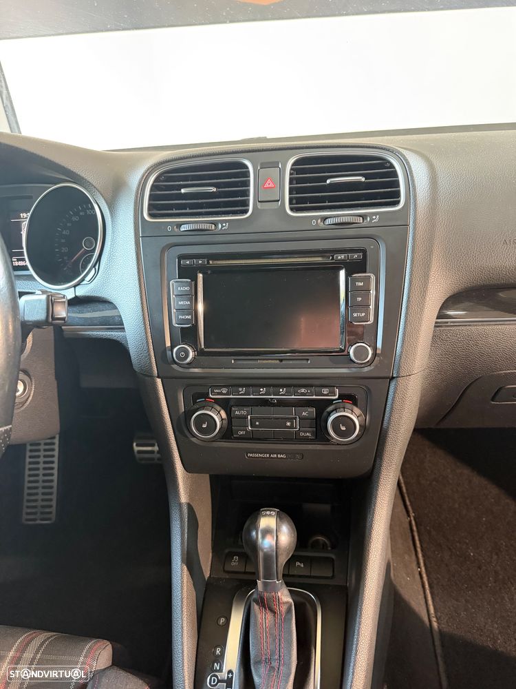 VW Golf 2.0 R DSG - 12