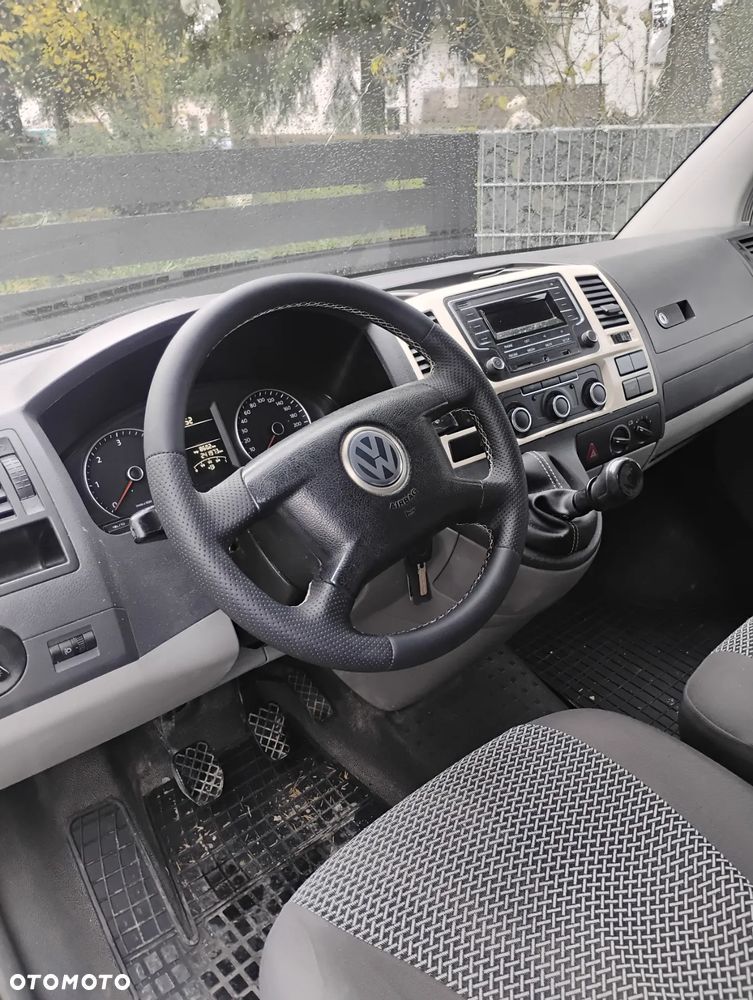 Volkswagen Transporter - 5