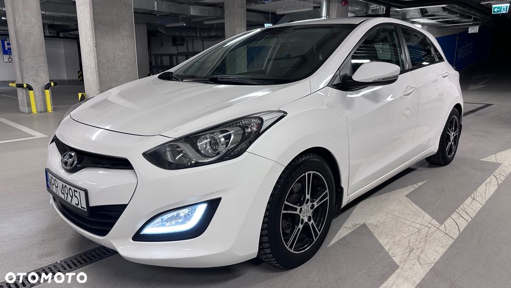 Hyundai i30 blue 1.6 CRDi YES Gold - 1