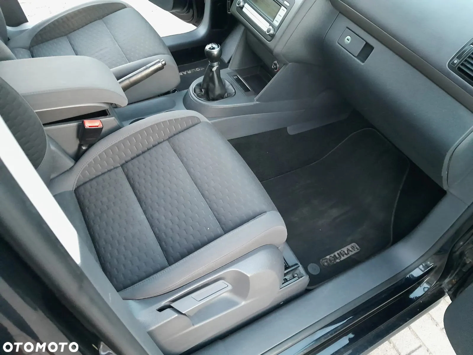 Volkswagen Touran 1.4 TSI Trendline - 17