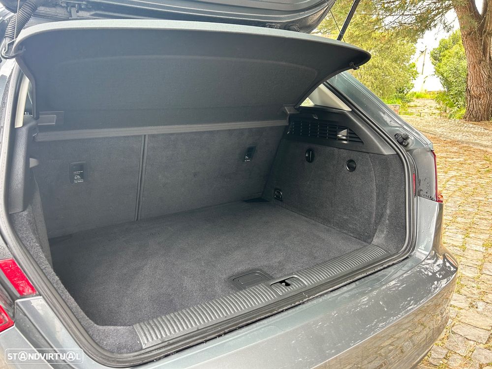 Audi A3 Sportback 1.6 TDI Attraction Ultra - 13