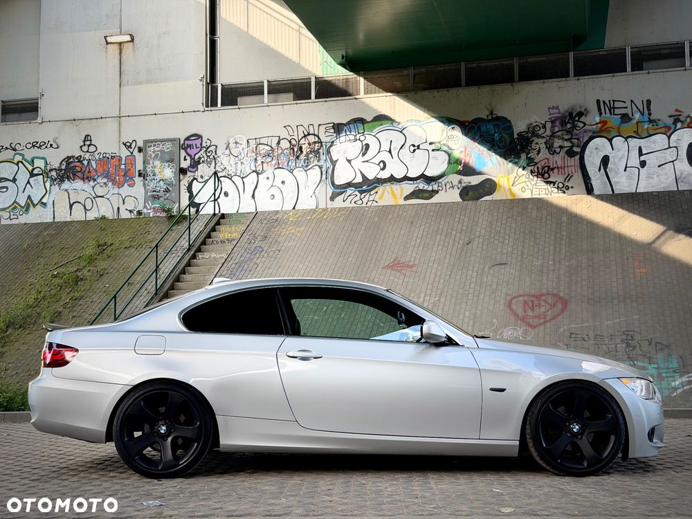 BMW Seria 3 320d DPF - 39