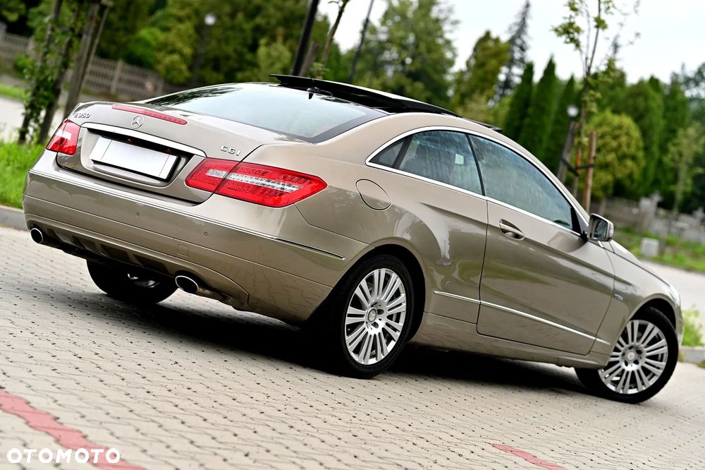 Mercedes-Benz Klasa E 350 CGI BlueEFFICIENCY 7G-TRONIC Avantgarde - 12