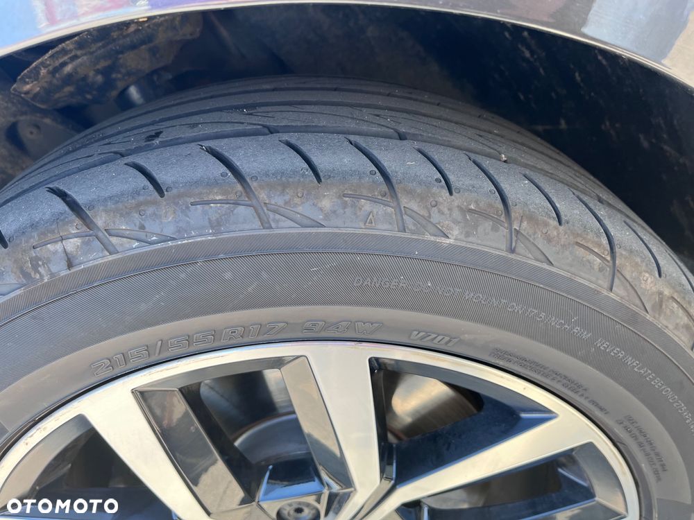 Volkswagen Passat 2.0 TDI BMT Comfortline - 14