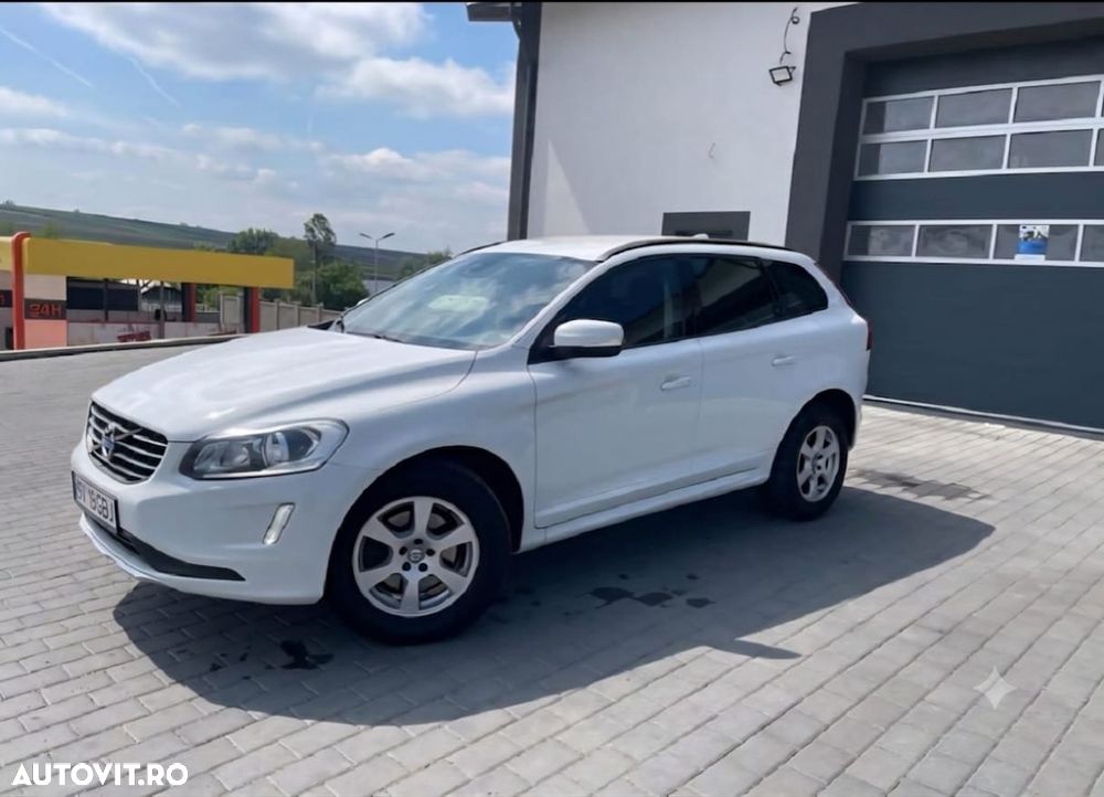 Volvo XC 60 D4 AWD Geartronic Kinetic - 1