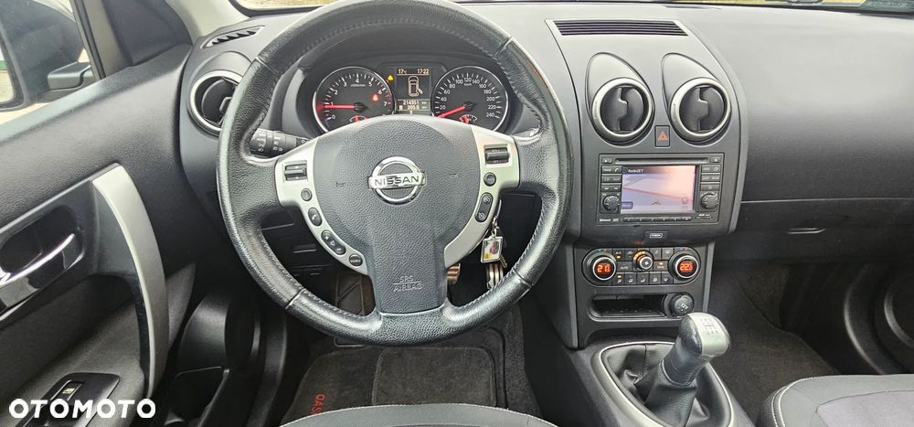 Nissan Qashqai 1.6 360 - 9