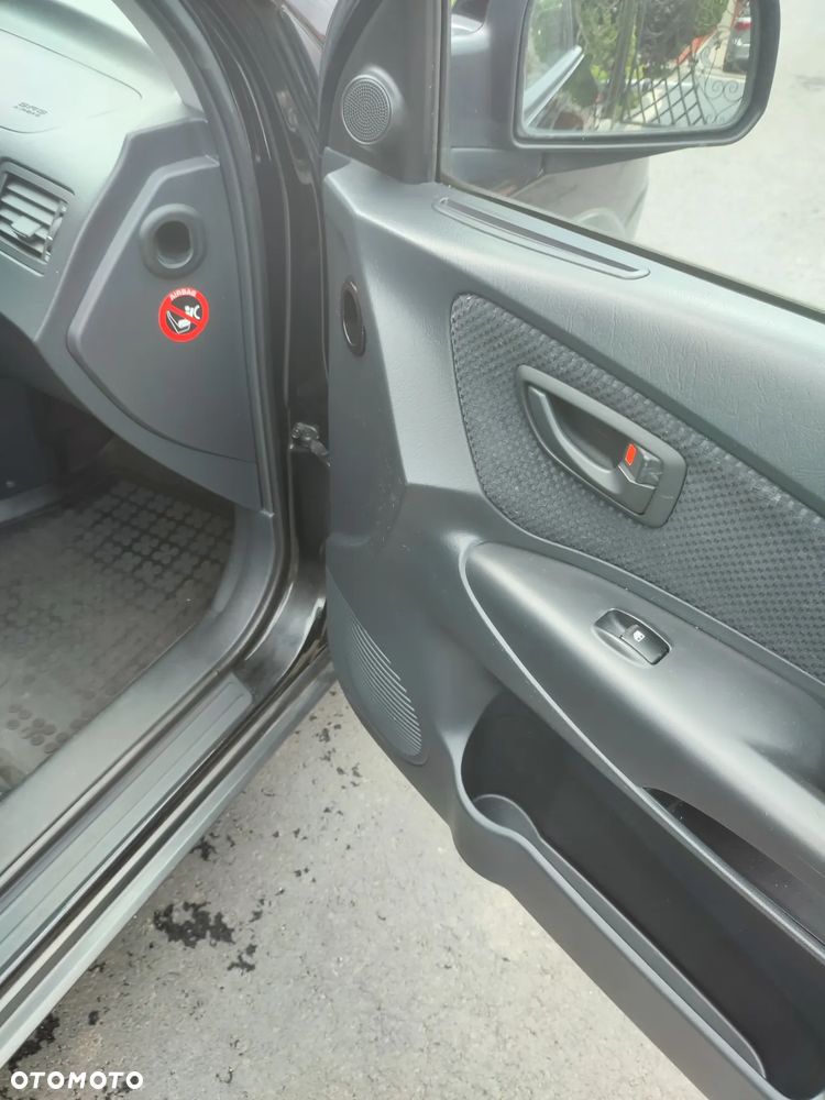Hyundai Tucson 2.0 Active / Style - 10