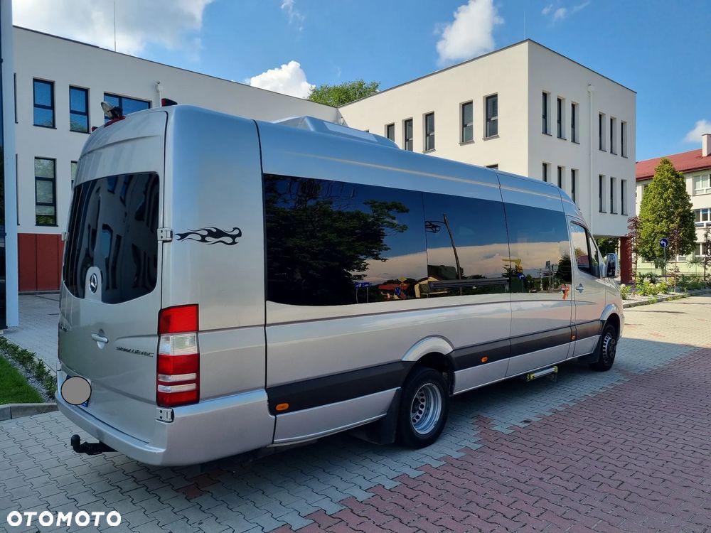 Mercedes-Benz Sprinter - 8