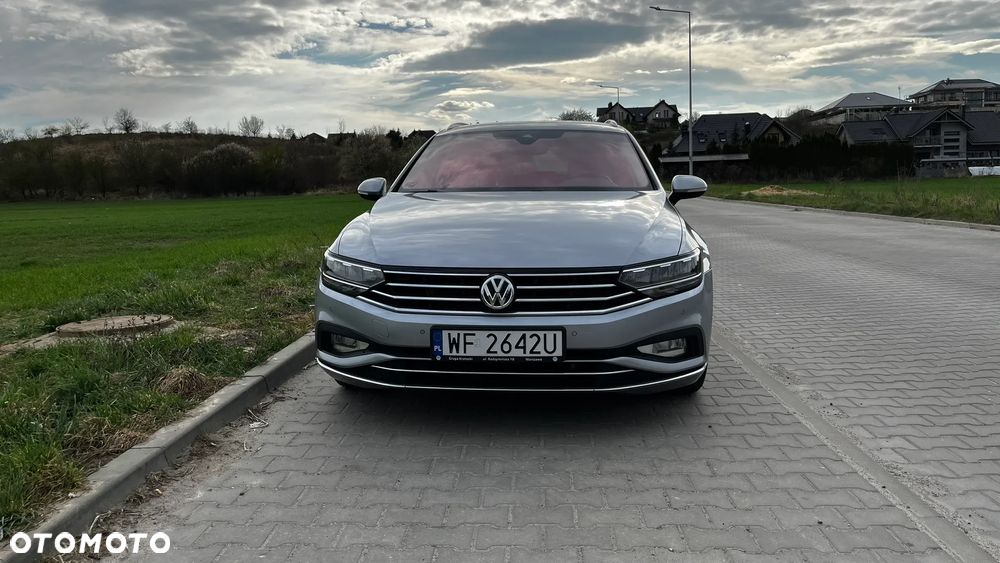 Volkswagen Passat Variant 1.5 TSI EVO Elegance DSG - 3