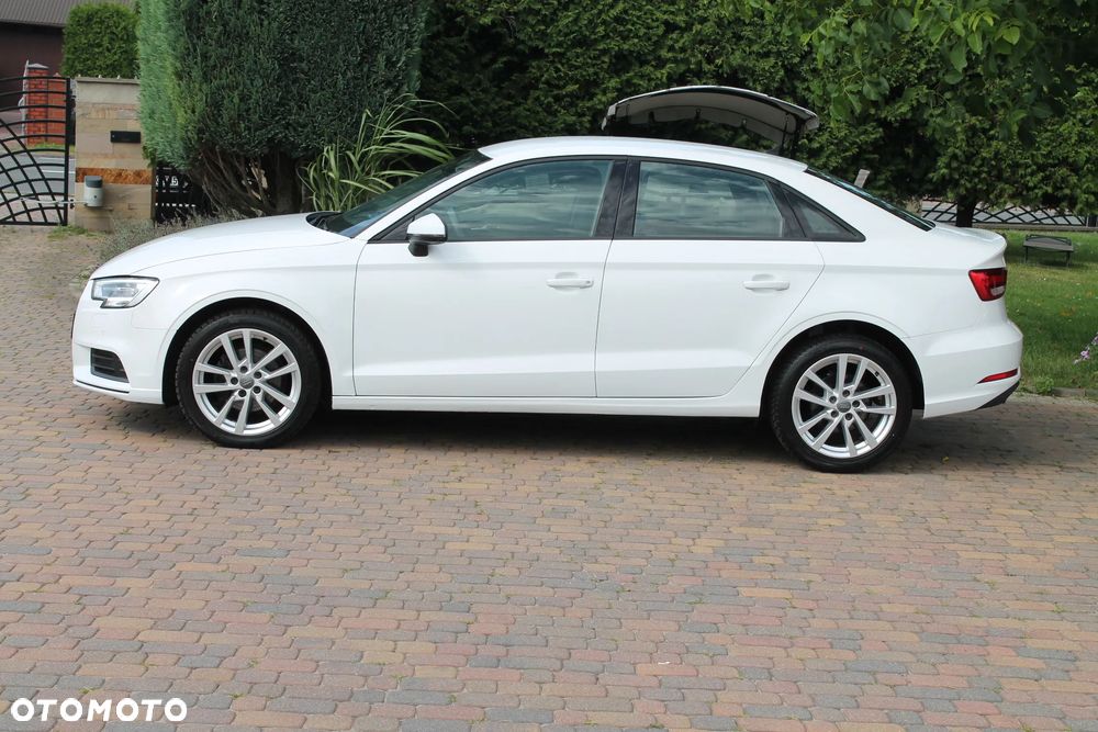 Audi A3 Limousine 30 TFSI S tronic - 10