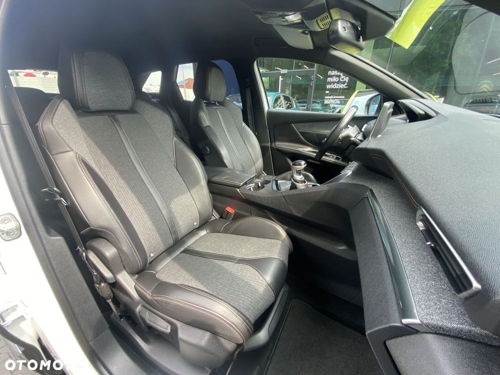 Peugeot 3008 - 12