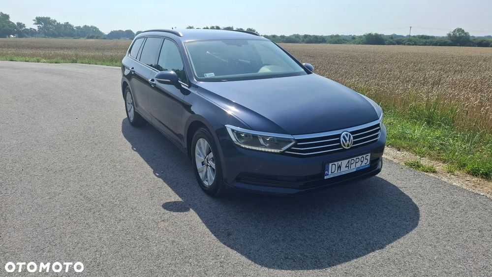 Volkswagen Passat 2.0 TDI BMT Trendline - 2