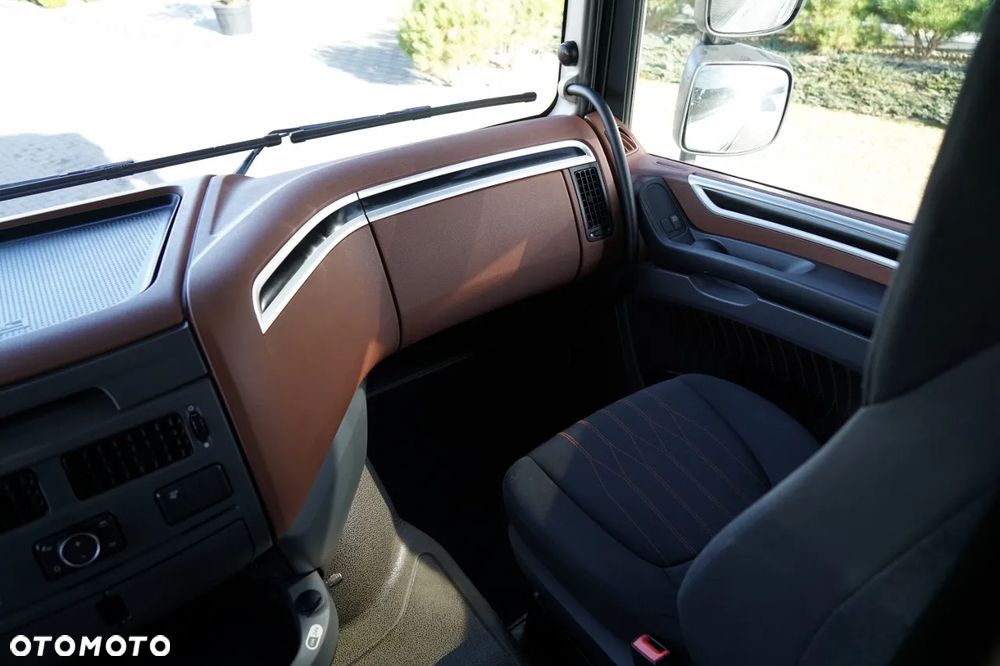 DAF XF 480 / SPACE CAB / RETARDER / KLIMATYZACJA POSTOJOWA / - 31