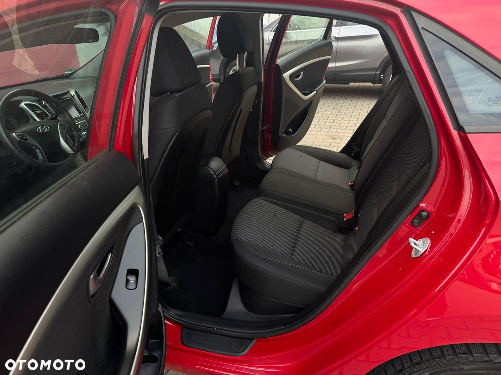 Hyundai i30 - 21