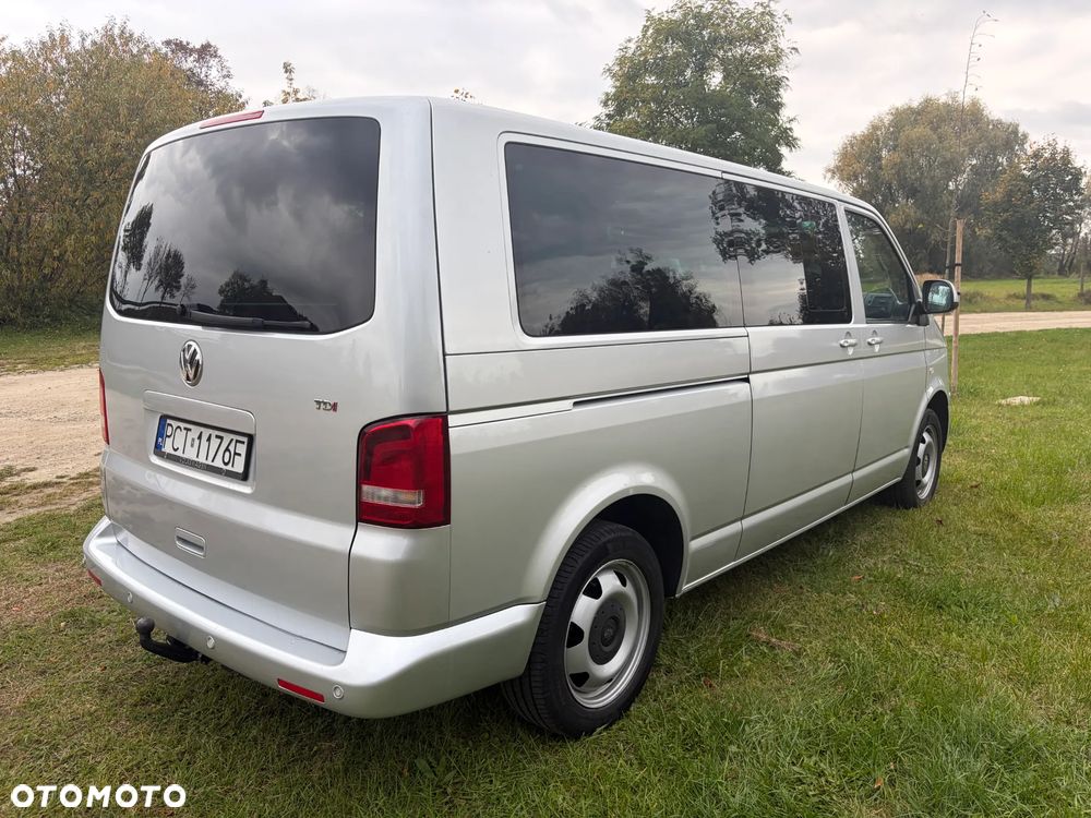 Volkswagen Caravelle 2011 photo 3