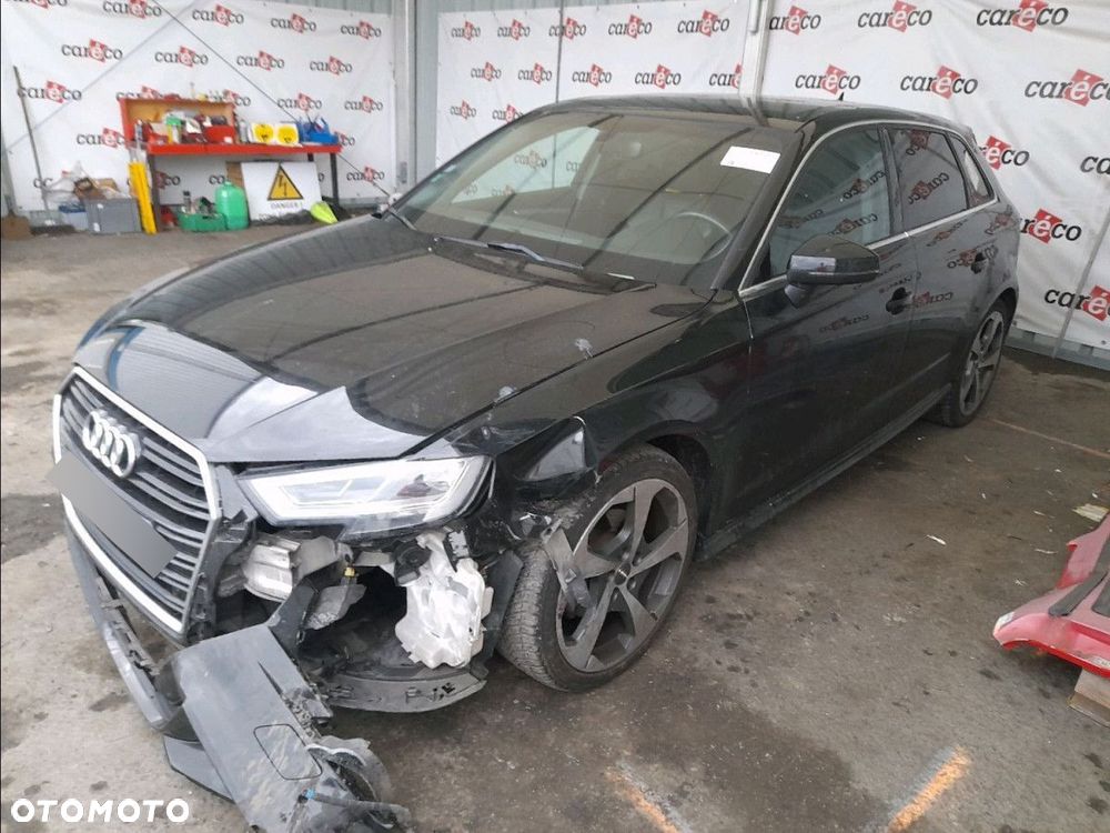 Audi A3 Sportback 2.0 TDI Ambiente S tronic - 4