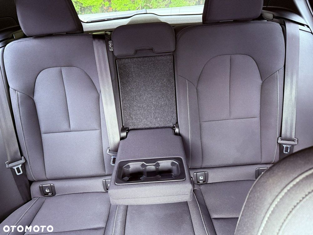 Volvo XC 40 - 28