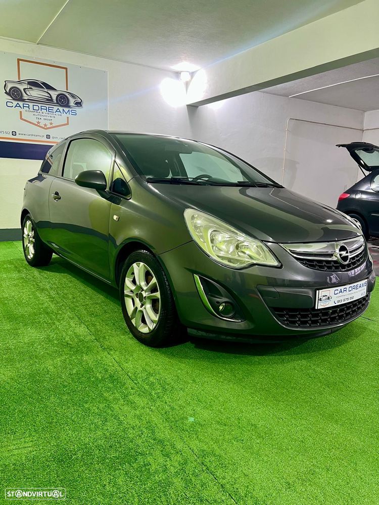 Opel Corsa 1.2 Black Edition