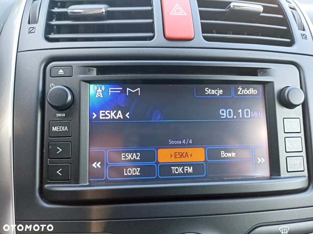 Toyota Auris 1.8 HSD Prestige NAVI - 25