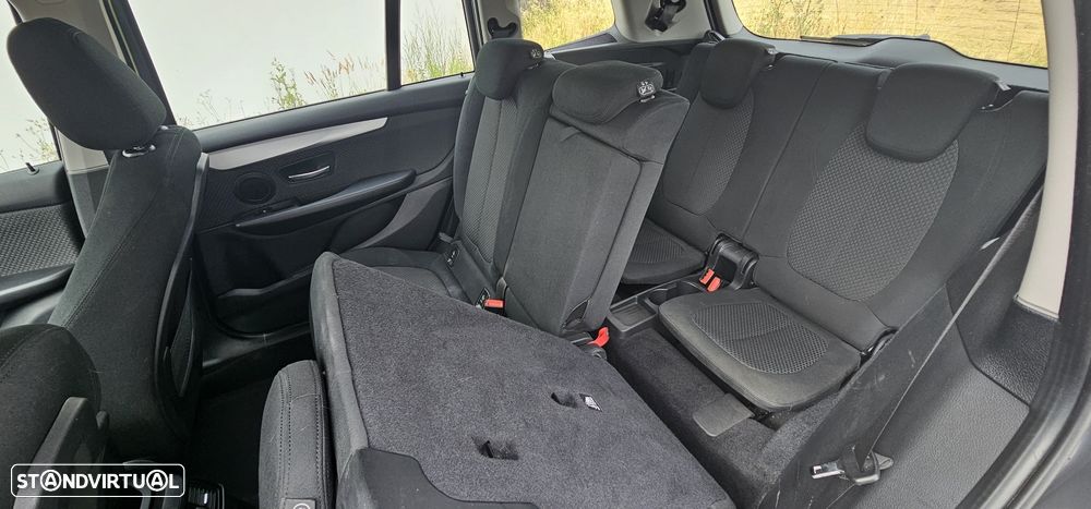 BMW 218 Gran Tourer d Aut. Sport Line - 14