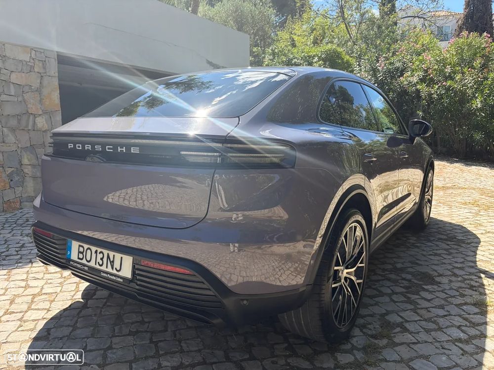 Porsche Macan Electric 4 - 9
