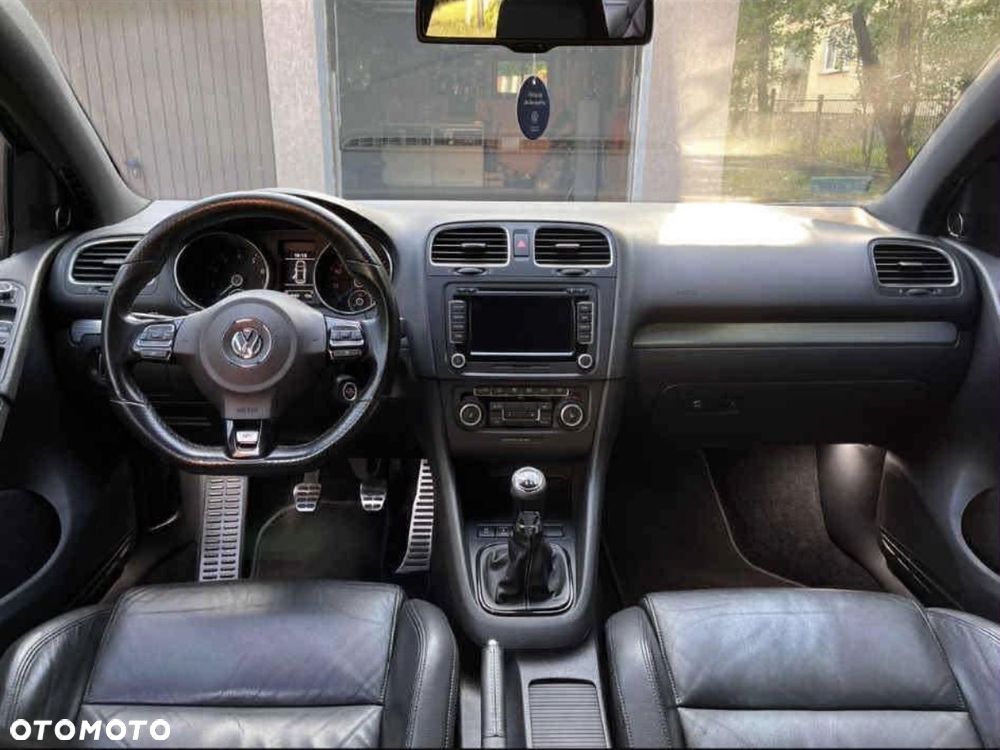 Volkswagen Golf - 18