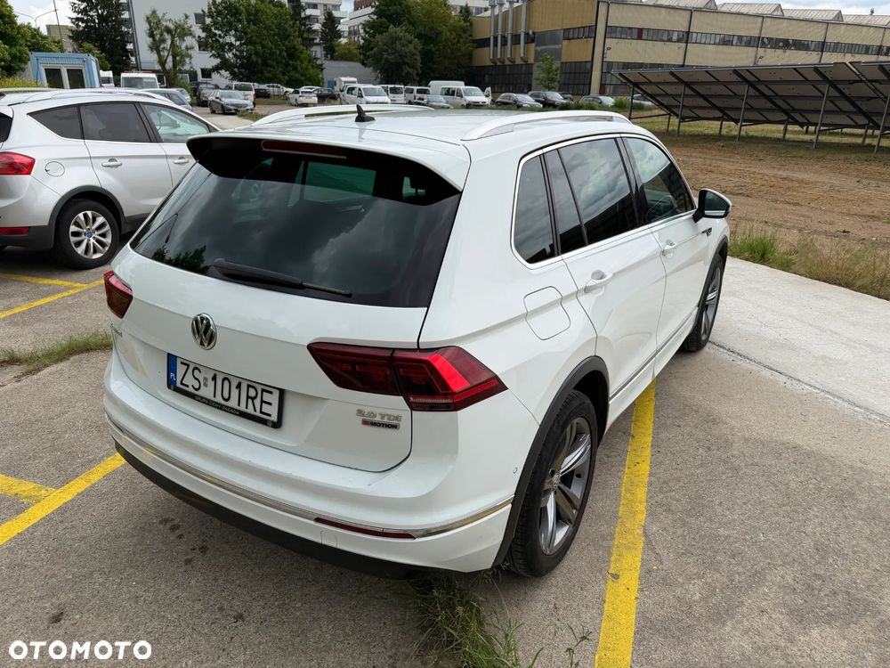 Volkswagen Tiguan 2.0 TDI SCR 4MotION DSG R-Line - 9