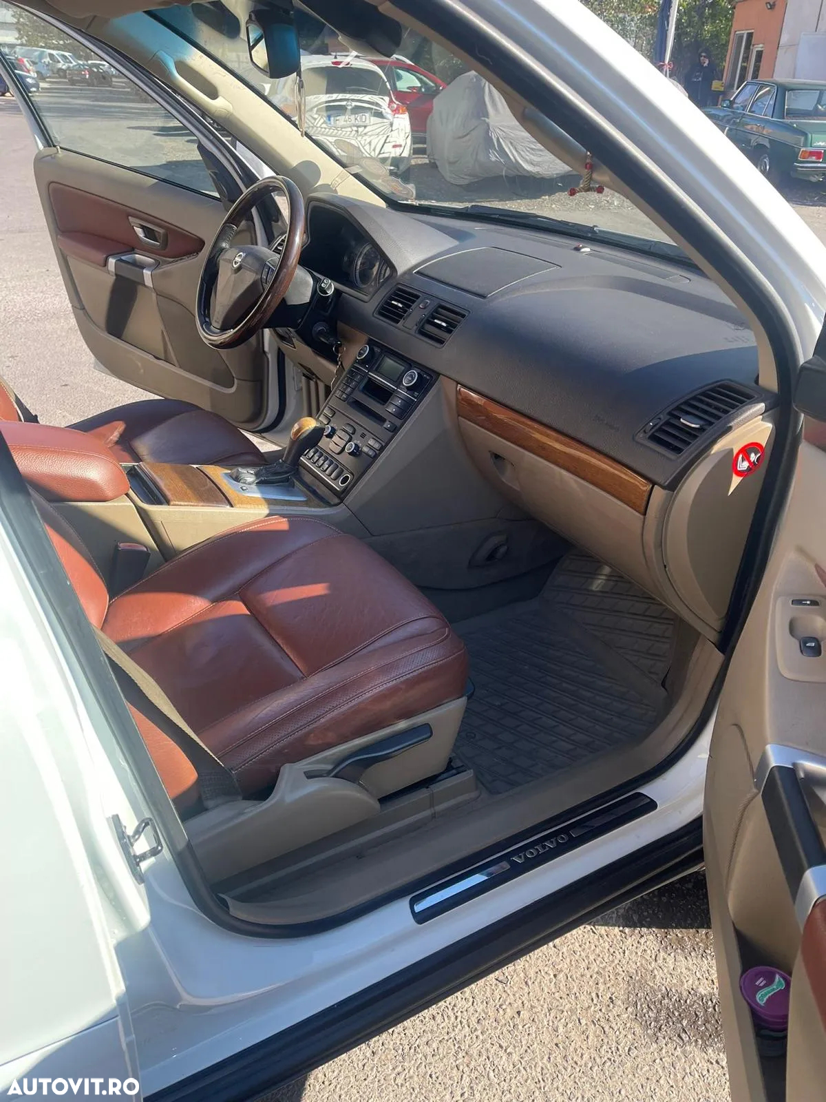 Volvo XC 90 - 6